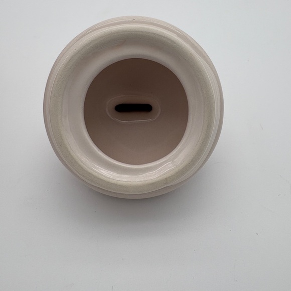 Pre Owned Rae Dunn Red With White Text Valentine Theme XOXO Canister with Lid - Picture 4 of 4